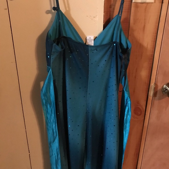 Aqua green dress - Picture 2 of 3